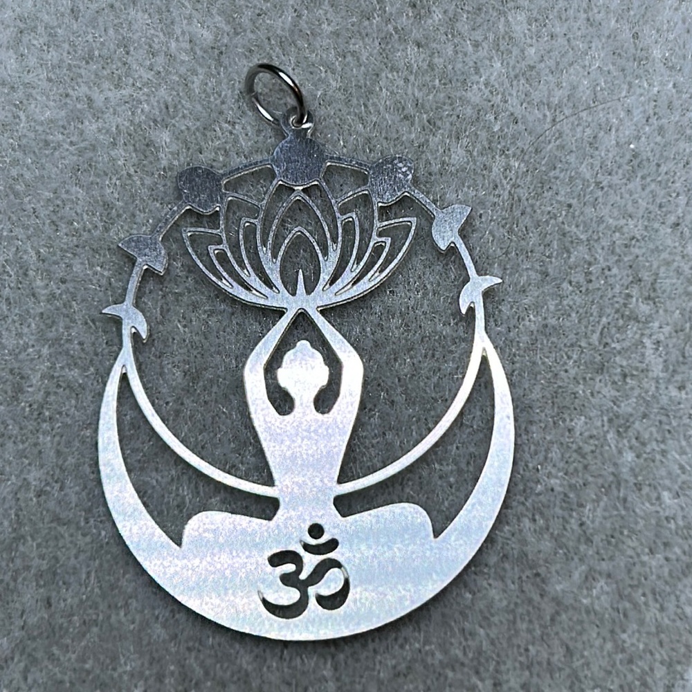 Yoga/ lotus pendant and chain